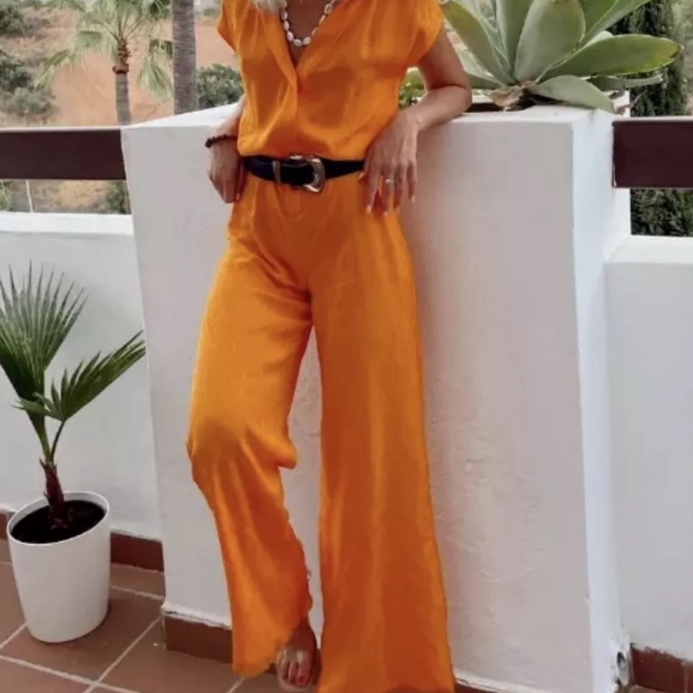 Zara orange jumpsuit wide leg bright color size M